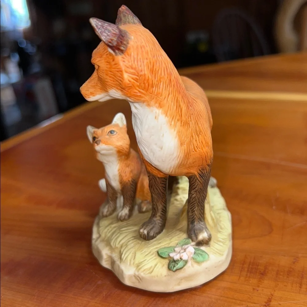 Vintage Homco Fox and Kit Figurine in Brown and White